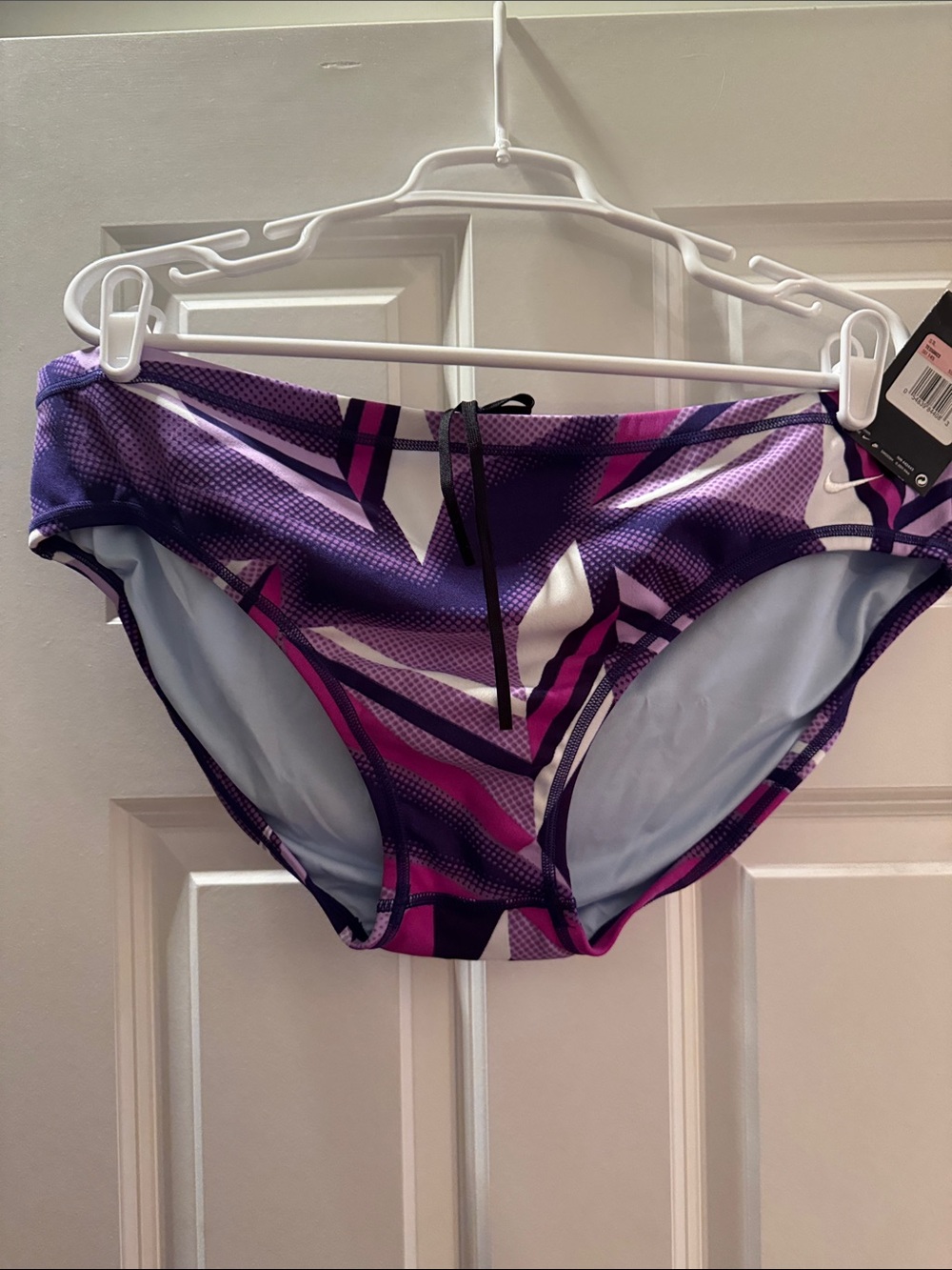 Men’s Nike Purple & Pink Geometric Swim brief size 40.